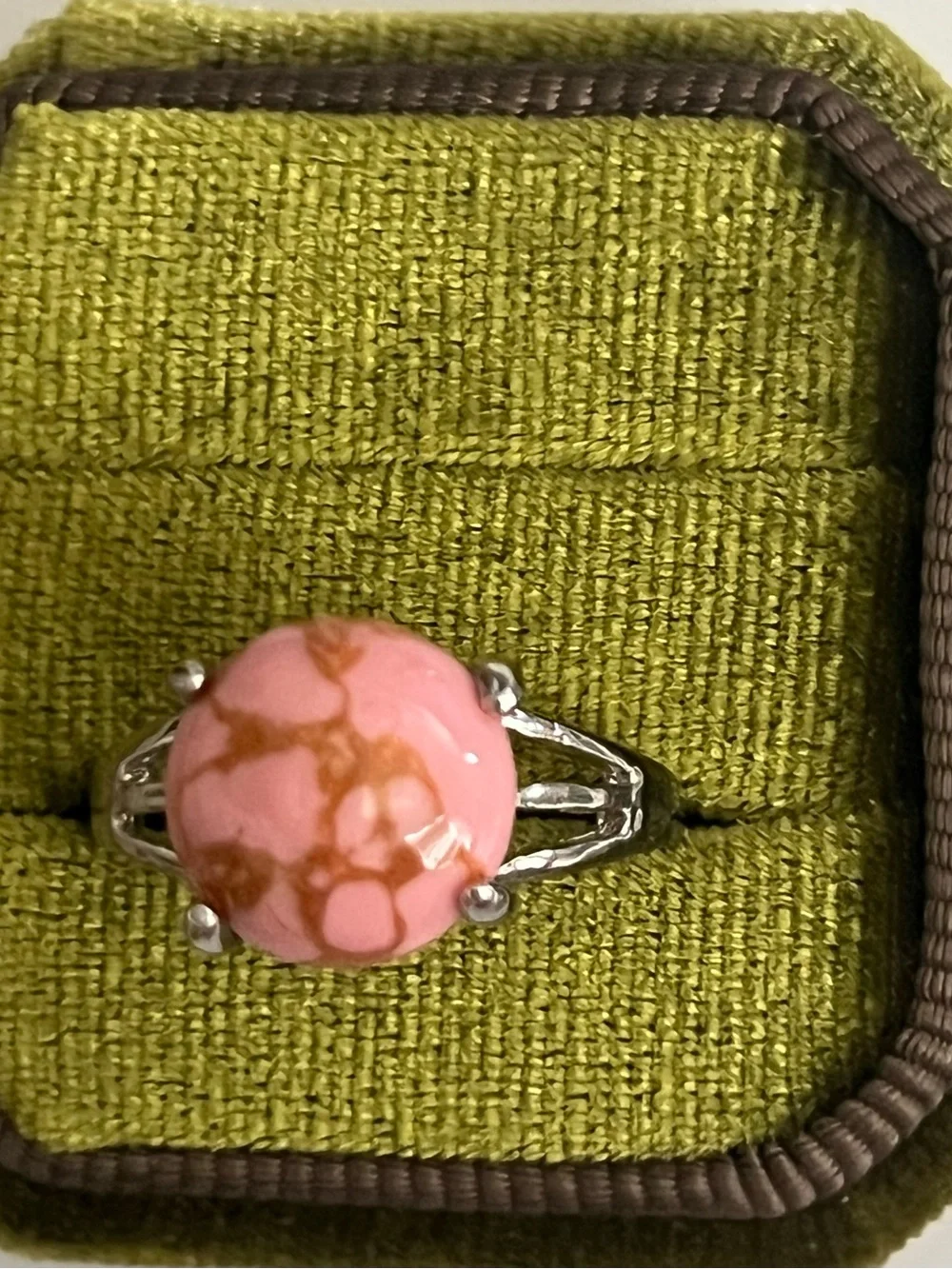 Elegant/Classic Titanium Steel Rose Marble Design Ring Size 9 NWT